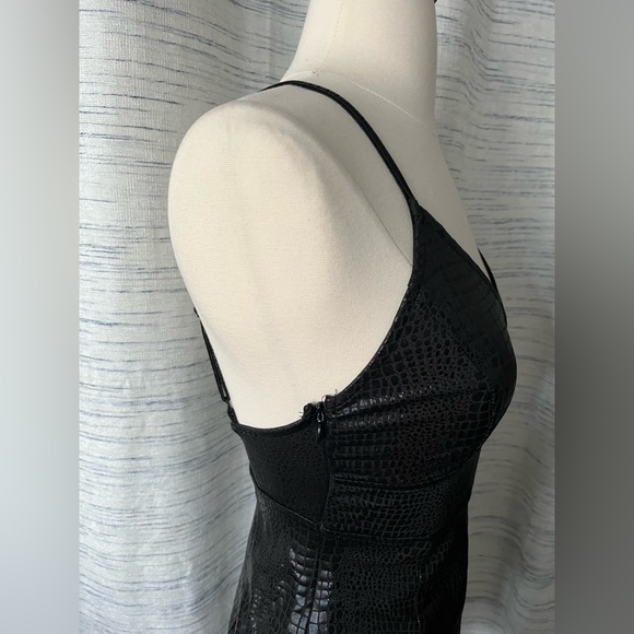 Black python minidress - Picture 3 of 6